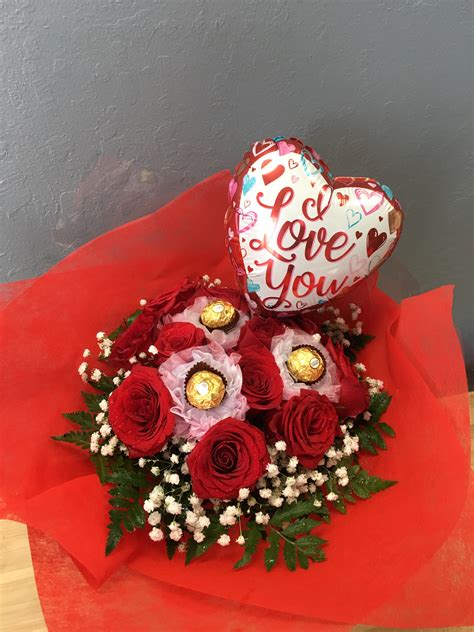 Sweetheart Red Roses Wrapping Bouquet In San Jose Ca La Floriya