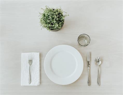 How To Set A Table For An Informal Dinner Party At Leigh Williams Blog