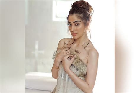 Julie Actress Raai Laxmi Creates A Stir On Social Media With Her Hot Photos Take A Sneak
