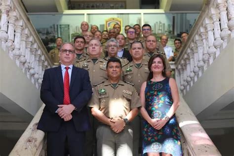 Comandante Geral Recebe Sds Alessandro Carvalho E Secret Ria Executiva