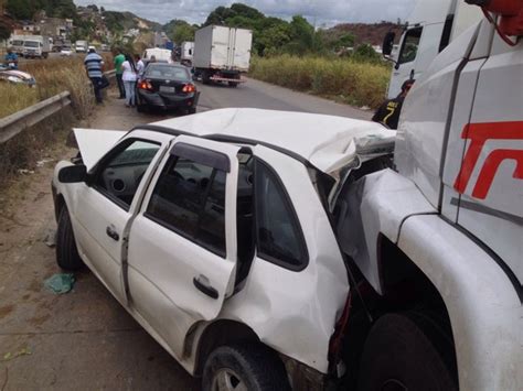 G1 Acidente Entre Vários Carros E Carreta Deixa Trânsito Lento Na Br