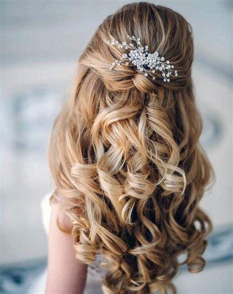 Long Curly Hairstyles Half Up