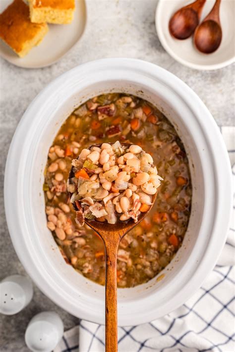 Slow Cooker Beer And Bacon Bean Soup The Magical Slow Cooker