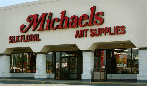 Michaels confirms breaches exposed nearly 3M credit cards - CNET