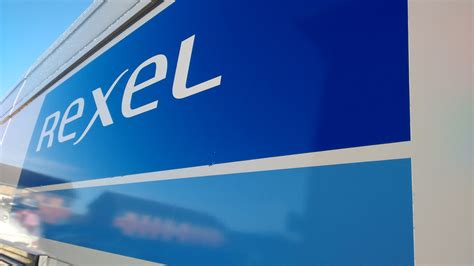 rexel deploys microlise fleet performance telematics  uk fleet
