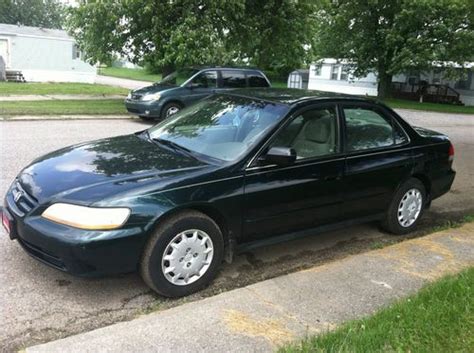 Buy Used 2001dark Green Honda Accord Lx Sedan 4 Door 23l In Etna Green