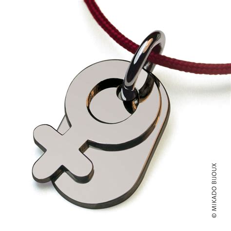 Pendentif Sex Symbol Mikado Girl en argent massif x mm médailles