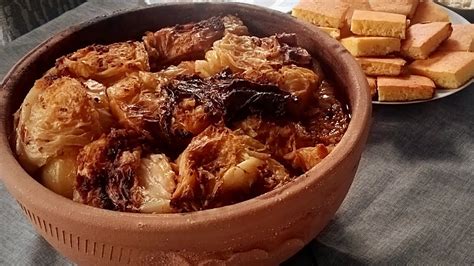 Ukusna Sarma U Zemljanom Sa U Recept Za Pravu Tradiciju