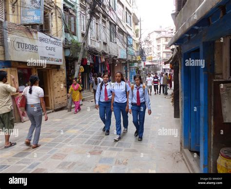 Kathmandu Nepal September 4 2015 Nepalese School Girls Passing The