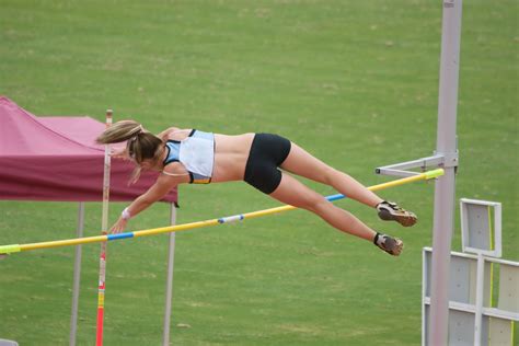 Exercises For Pole Vaulting Pole Vault Pole Vault Training Track