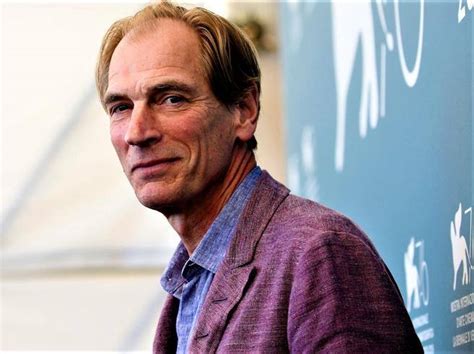 Julian Sands Trovati Resti Umani Tra Le Montagne Dove Lattore