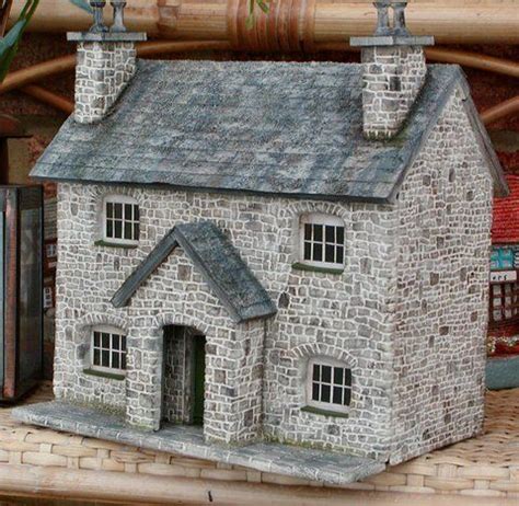 Victorian Dollhouse Miniature House