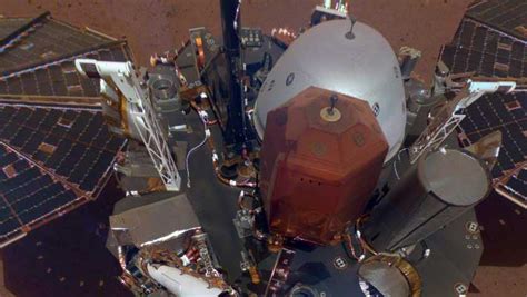 NASAs InSight Lander Snaps Gorgeous Selfie On Mars Sci News