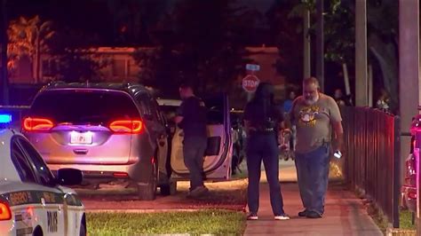 Woman Dies After Being Shot In Gladeview Nbc 6 South Florida