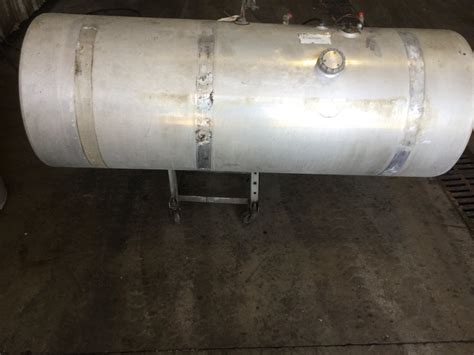2610087c91 International 9900 Fuel Tank For Sale