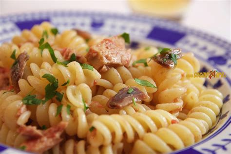 Fusilli Con Sugo Di Tonno E Acciughe Anche Senza Glutine Ricette Di