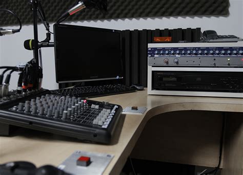 How To Start A Radio Station In 14 Steps In Depth Guide