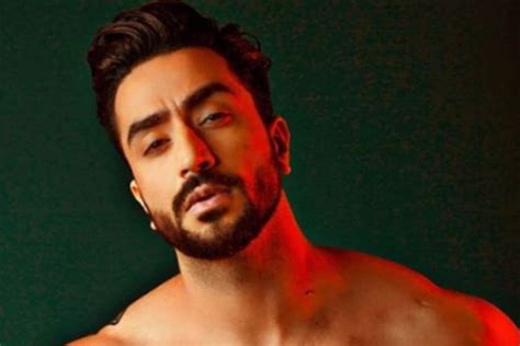 In Pics Yeh Hai Mohabbatein Fame Aly Goni In Bigg Boss News