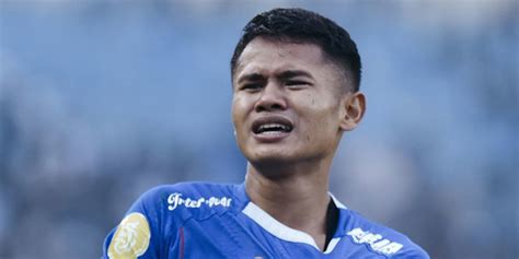 Hasil BRI Liga 1 Diwarnai 2 Kartu Merah Dan Gol Dimas Drajad Persib