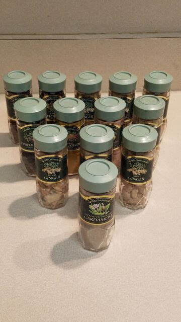 Vintage Rare Set Of Thirteen 13 Filled Mccormick Glass Sealed Spice