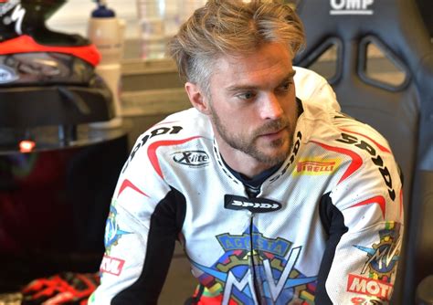 Sbk Camier Con Honda Red Bull Nel Ufficiale Superbike Moto It