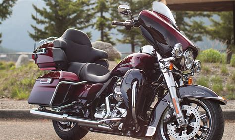 Behold The 2015 Harley Davidson Ultra Limited And Low Autoevolution