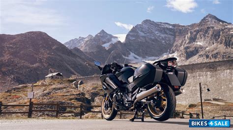 Yamaha Fjr Ae Ultimate Edition Motorcycle Price Specs And Features