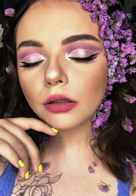 Artistic Lilac Makeup For Halloween