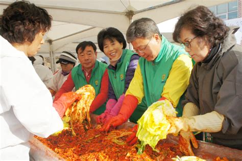 화성시 새마을회 기아차 화성공장 ‘맛있는 김치나눔 행사