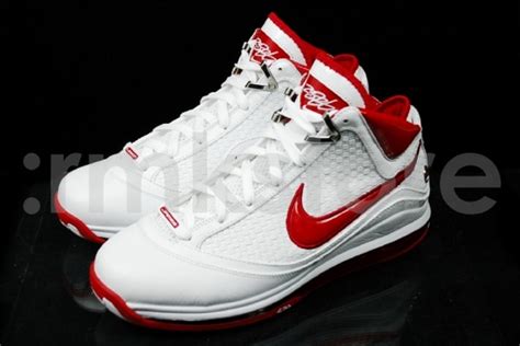 Nike Air Max Lebron Vii Nfw Woven Whitered Available Early Nike