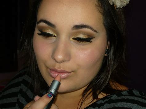 Femme Fatale By Jeh Testei Batom Creme D Nude Mac