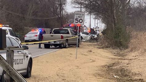 Tulsa Pd 2 Suspects Dead 1 Critically Injured After Chase Crash