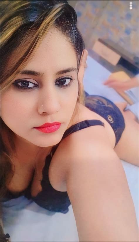 Anvi Meet Cam Indian Escort In Mumbai