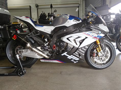 HP4 race showed up at my work today 🤤 : r/MotorcyclePorn