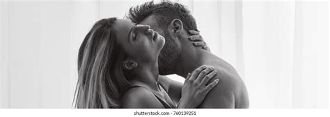 Erotic Naked Couple Kissing Touching Each Stock Photo 732188230