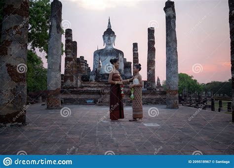 Sukhothai Tailandia 9 De Abril De 2017 Hermosas Mujeres Tailandesas