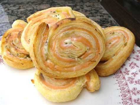 Roulés feuilletés au saumon fumé Pantoufle et Chocolat