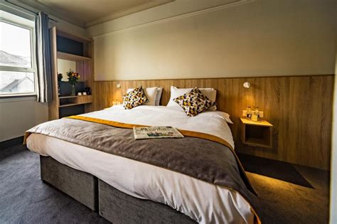 quarter townhouse top  attractions