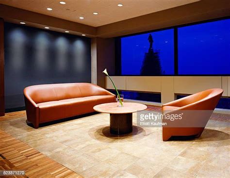 86 Leather Waiting Room Chairs Stock Photos, High-Res Pictures, and ...