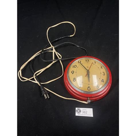 Vintage Mid Century Electric Wall Clock