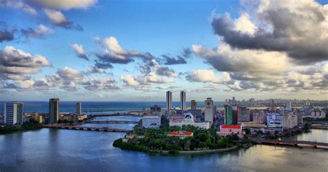 DISCOVER THE BRAZIL: Recife - Brazilian Venice!