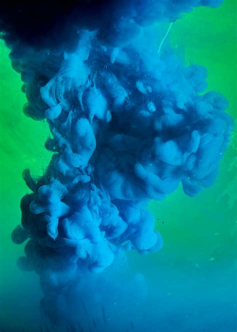 Abstract Art with Blue Smoke · Free Stock Photo