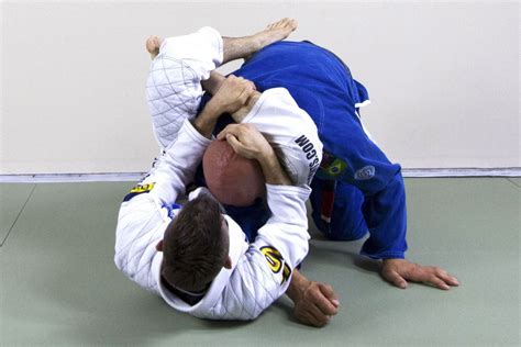 The Triangle Choke A Jiu Jitsu Technique And Its Sensations