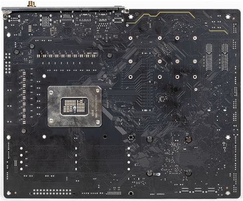 Обзор материнской платы Gigabyte Z690 Aero G на чипсете Intel Z690