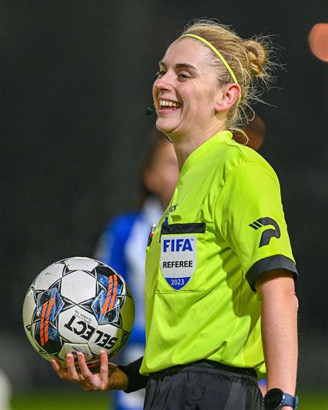 Professional Refereeing Department On Twitter Viki De Cremer Is Set