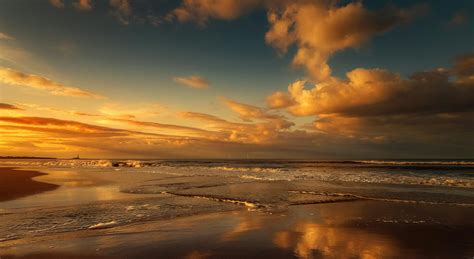 sun kingdom      sun kingdom stock