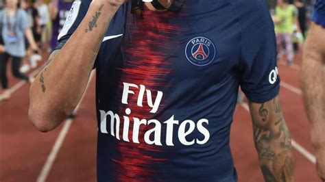 El Psg Quiere Millones De Un Nuevo Patrocinador Para Sus Camisetas