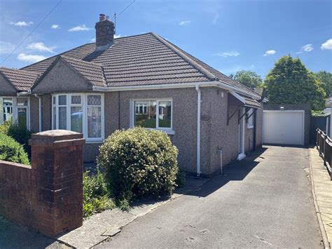 Moorlands Road Bridgend Bridgend County Cf31 3dr 2 Bed Semi Detached