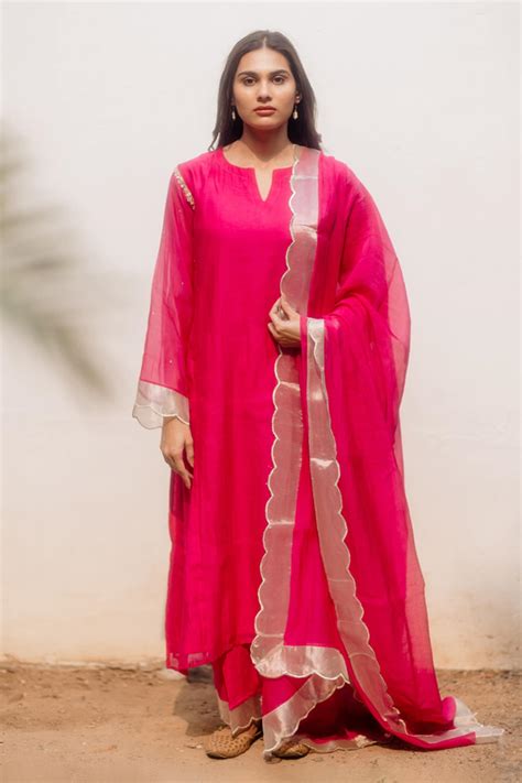 Buy Pink Handwoven Chanderi Embroidery Zardozi Notched Kurta And Pant