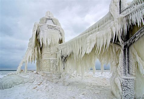 Frozen St. Joseph North Pier on Lake Michigan, USA - Places To See In ...